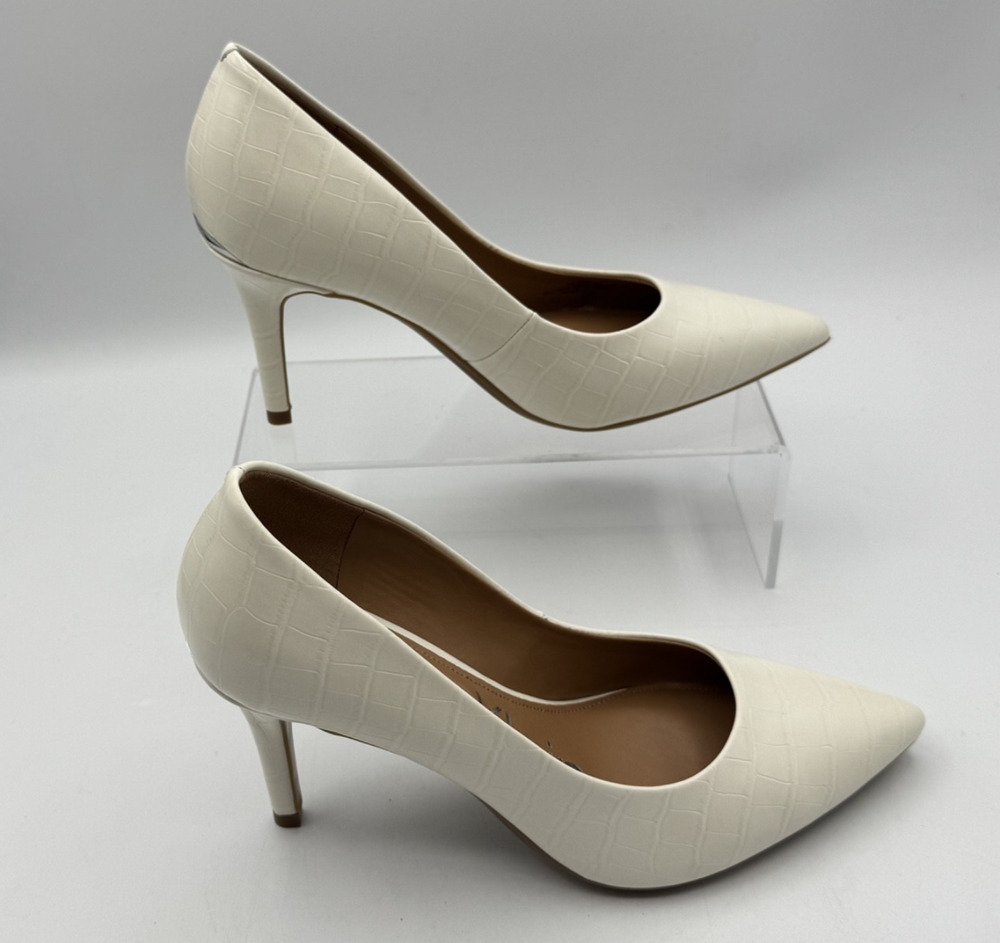 Calvin Klein Gayle Pumps White Leather Size 6.5M, SLIP-ON, Pointed Toe, NIB